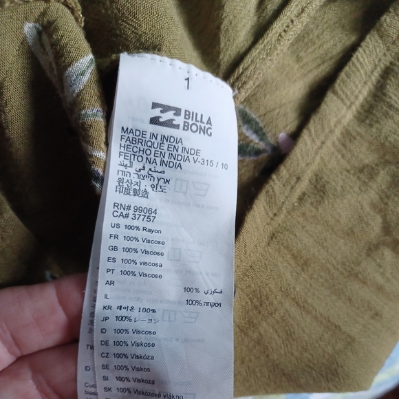 Billabong floral romper S w/ side cutouts flutter sleeves boho sexy flirty - Picture 13 of 13